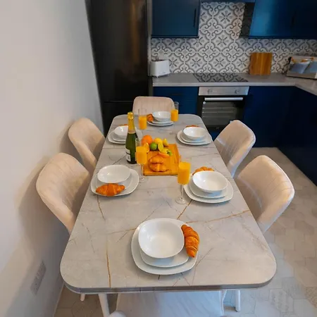 Flat Sixteen Appartement *