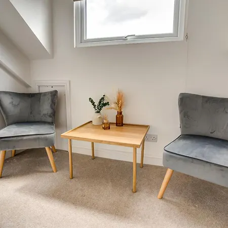 Appartement Flat Sixteen *
