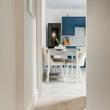 Flat Sixteen Apartament